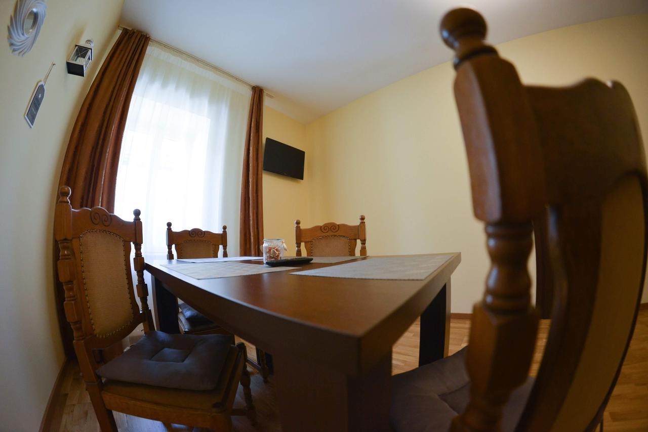 בראשוב Apartment Luca Poarta Schei מראה חיצוני תמונה